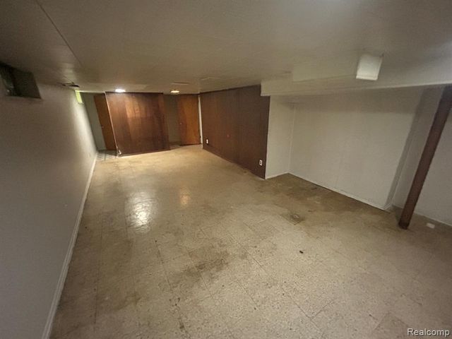 16601 Wormer Street, Detroit, MI 48219