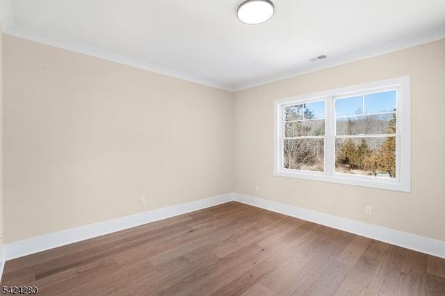 9 Brookside Dr, Warren Twp., NJ 07059