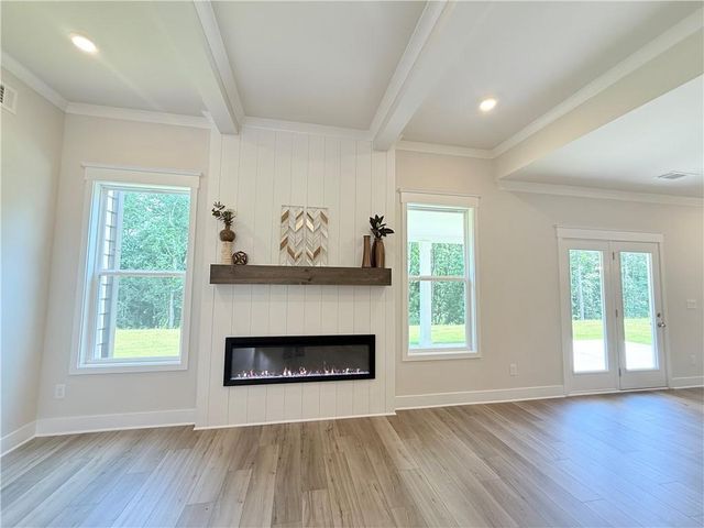 5511 Tullis Drive, Gainesville, GA 30507