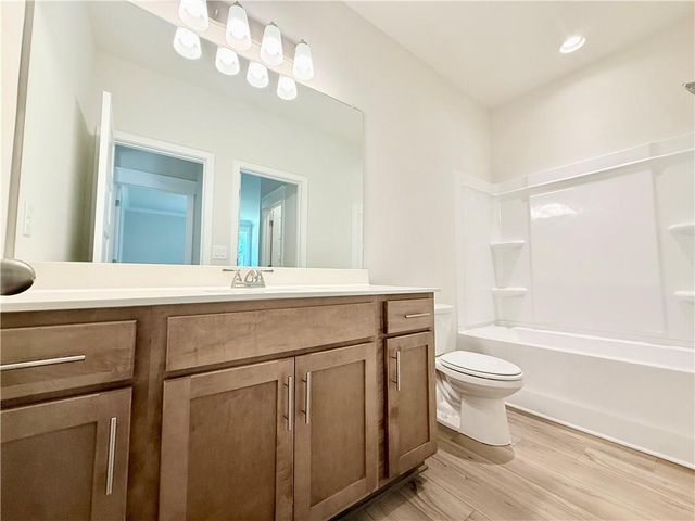 5511 Tullis Drive, Gainesville, GA 30507