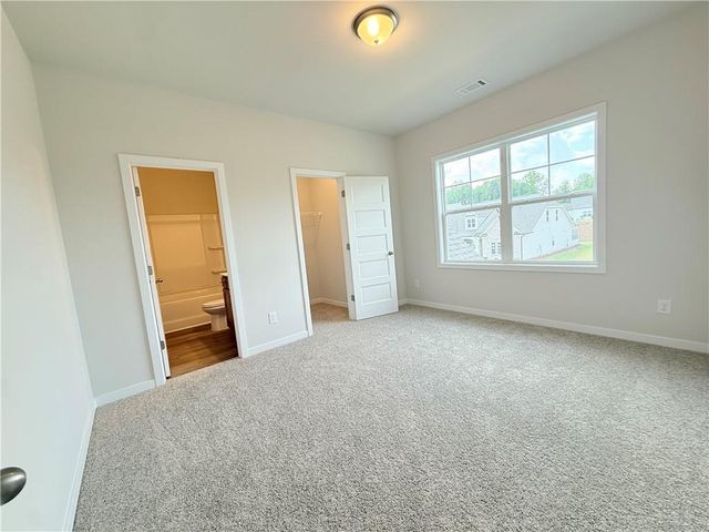 5511 Tullis Drive, Gainesville, GA 30507