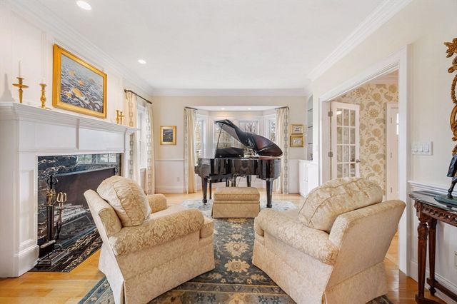 15 Saddle Lane, Hanover, MA 02339