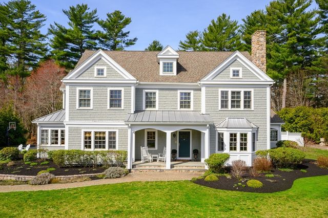 15 Saddle Lane, Hanover, MA 02339