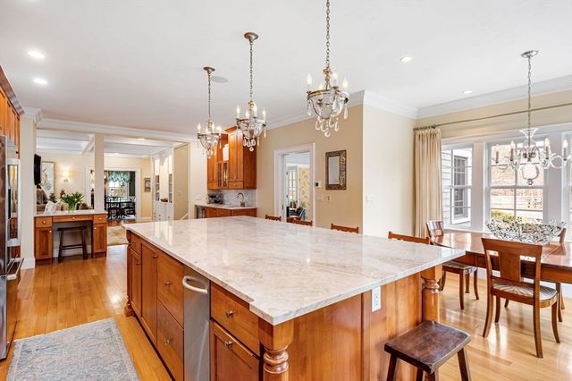 15 Saddle Lane, Hanover, MA 02339