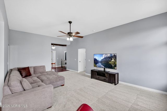 4161 Grande Lake Drive, Maumee, OH 43537