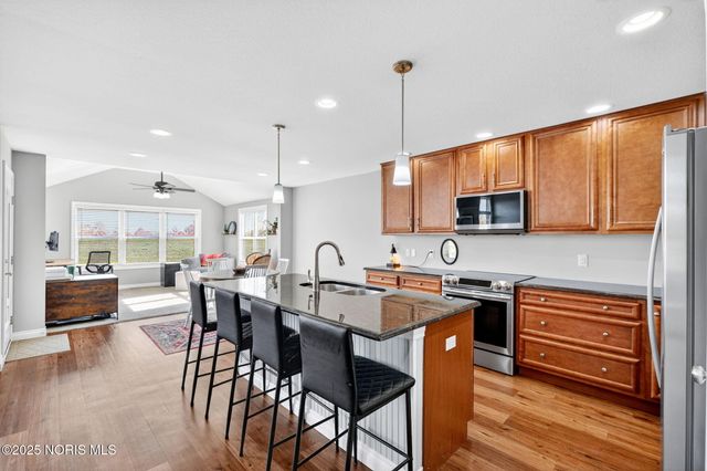 4161 Grande Lake Drive, Maumee, OH 43537