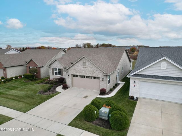 4161 Grande Lake Drive, Maumee, OH 43537