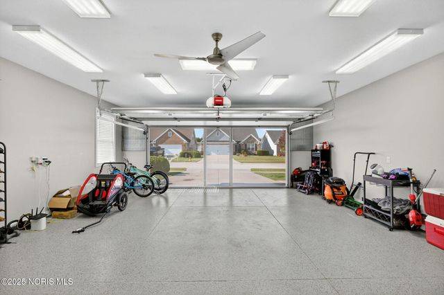 4161 Grande Lake Drive, Maumee, OH 43537