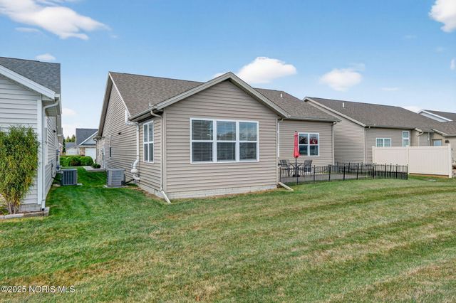 4161 Grande Lake Drive, Maumee, OH 43537
