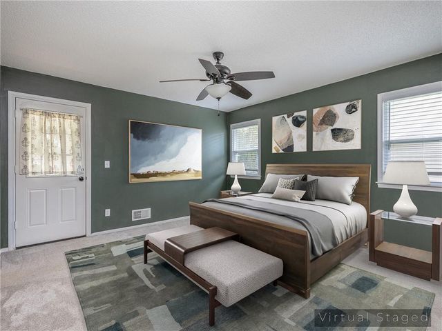 8016 Sunset Circle, Grandview, MO 64030