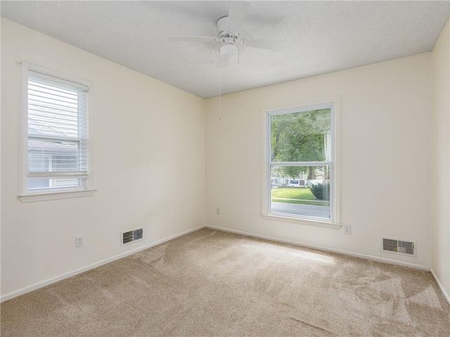 8016 Sunset Circle, Grandview, MO 64030