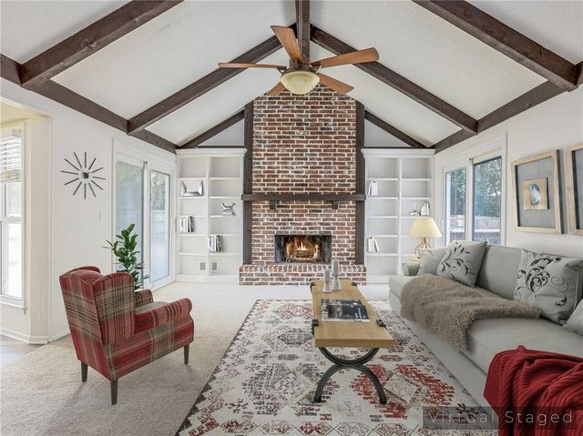 8016 Sunset Circle, Grandview, MO 64030