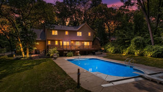 867 Lois Lane, Lino Lakes, MN 55014