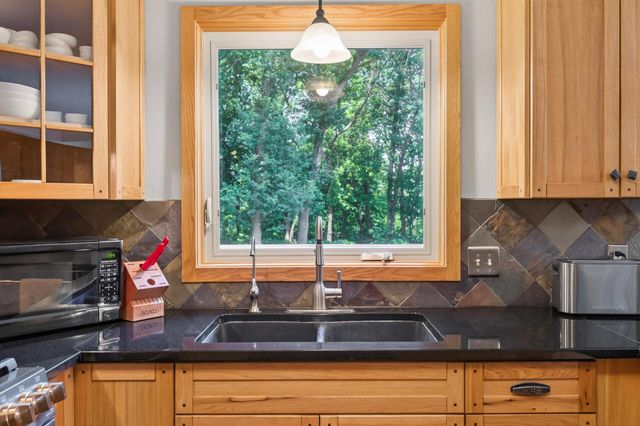 867 Lois Lane, Lino Lakes, MN 55014