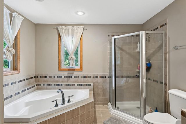 867 Lois Lane, Lino Lakes, MN 55014