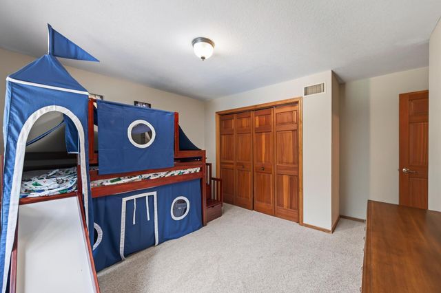 867 Lois Lane, Lino Lakes, MN 55014