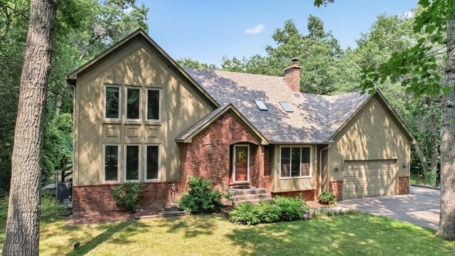 867 Lois Lane, Lino Lakes, MN 55014