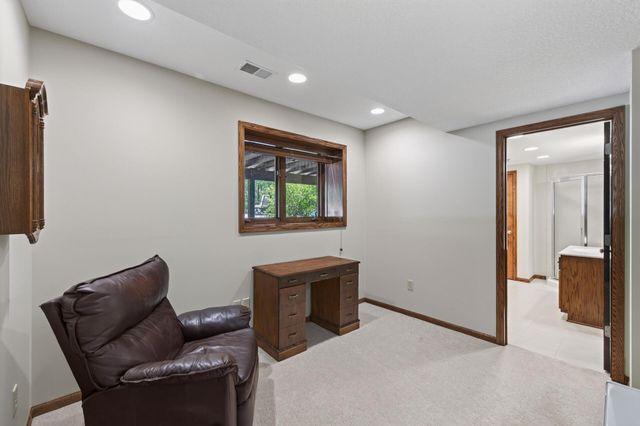 867 Lois Lane, Lino Lakes, MN 55014