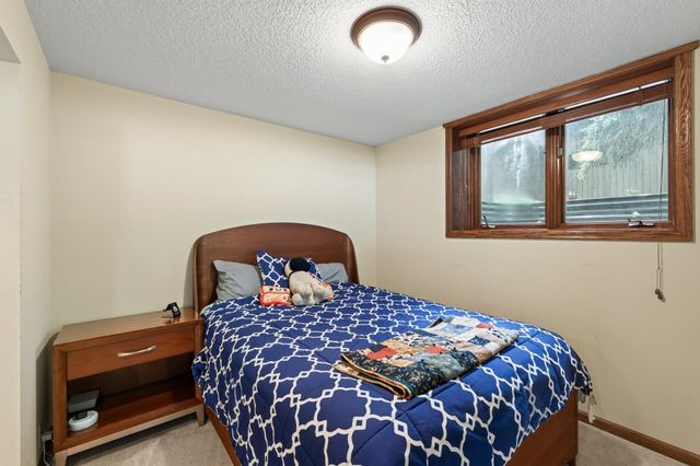 867 Lois Lane, Lino Lakes, MN 55014
