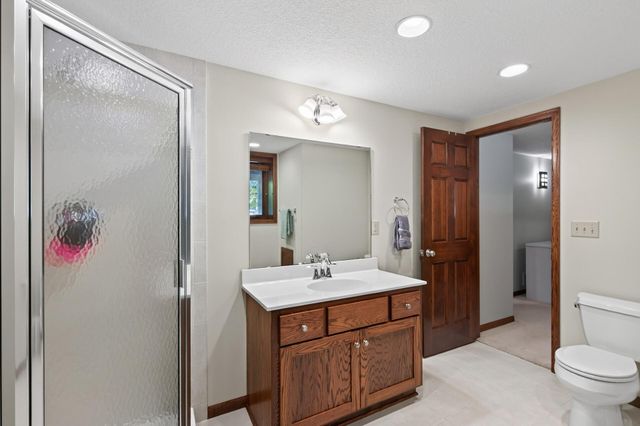867 Lois Lane, Lino Lakes, MN 55014
