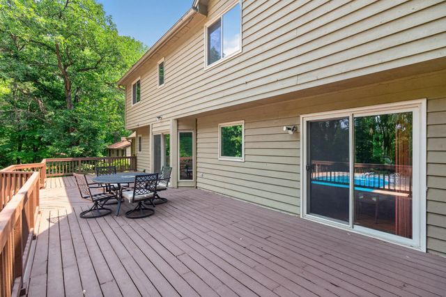 867 Lois Lane, Lino Lakes, MN 55014