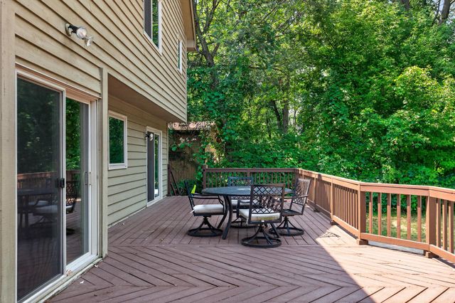 867 Lois Lane, Lino Lakes, MN 55014