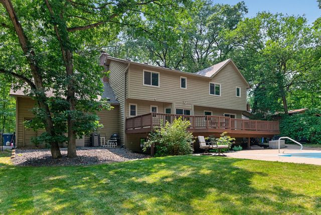 867 Lois Lane, Lino Lakes, MN 55014