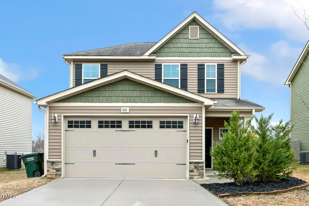 245 E Webber Lane, Clayton, NC 27527