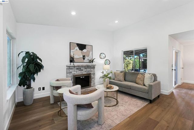 4184 Torrey Pine Way, Livermore, CA 94550