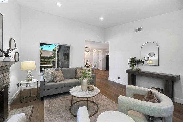 4184 Torrey Pine Way, Livermore, CA 94550
