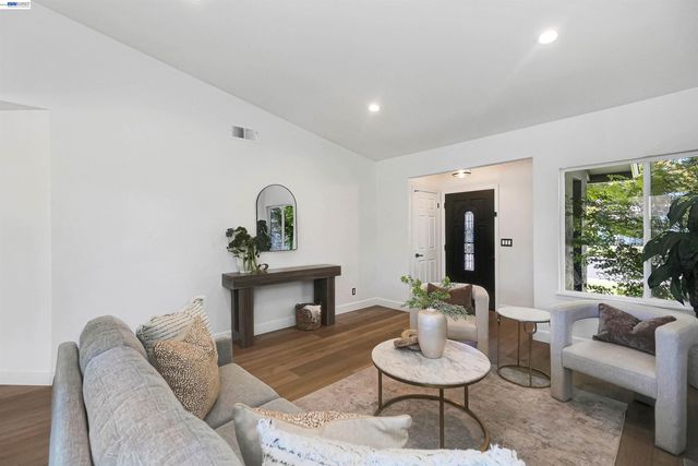 4184 Torrey Pine Way, Livermore, CA 94550