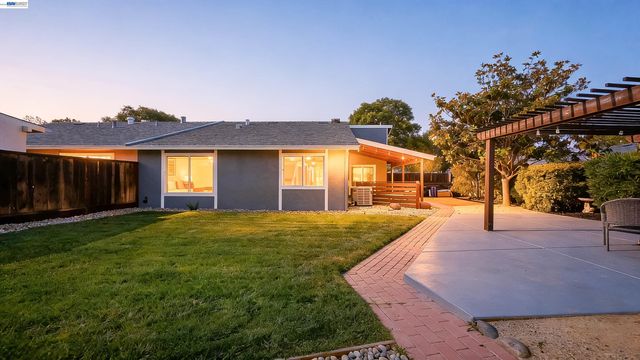 4184 Torrey Pine Way, Livermore, CA 94550