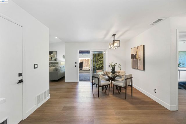 4184 Torrey Pine Way, Livermore, CA 94550