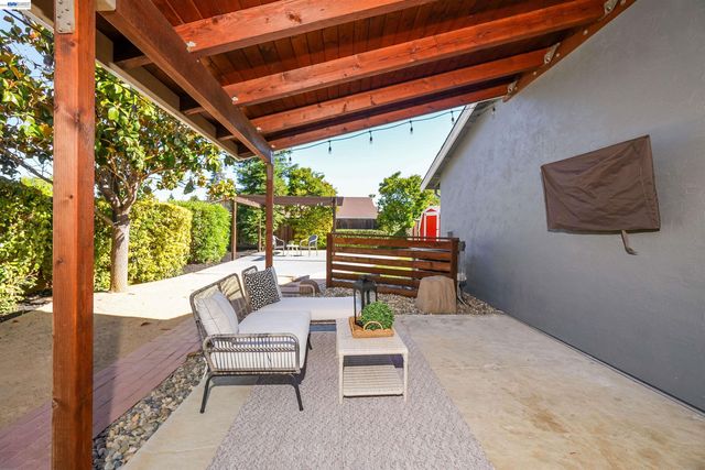 4184 Torrey Pine Way, Livermore, CA 94550