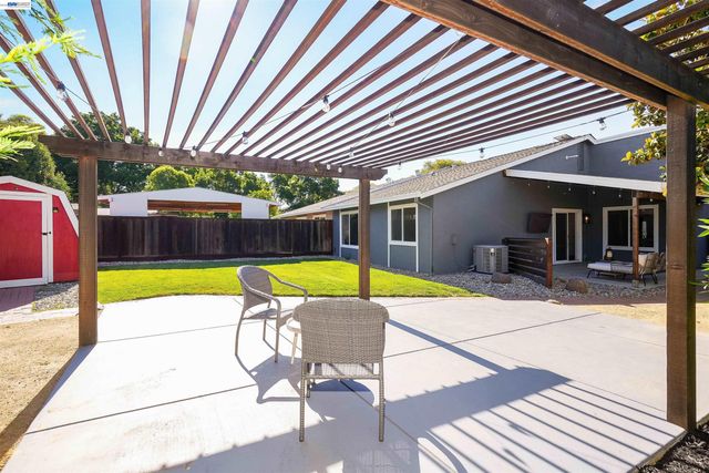 4184 Torrey Pine Way, Livermore, CA 94550