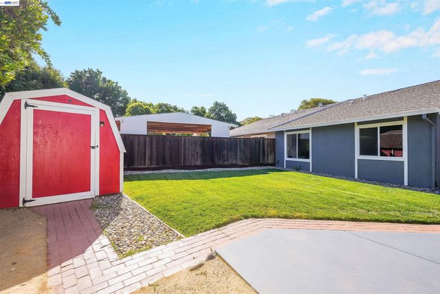 4184 Torrey Pine Way, Livermore, CA 94550