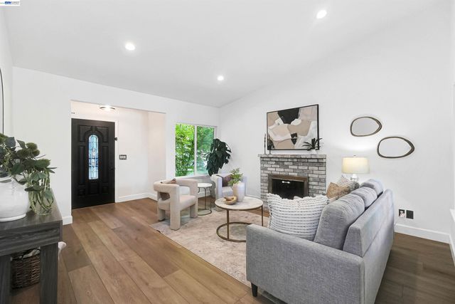 4184 Torrey Pine Way, Livermore, CA 94550