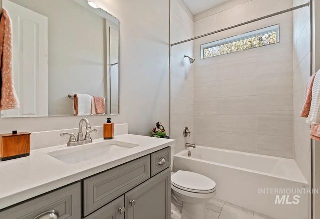 12124 W Kind Ln, Kuna, ID 83634