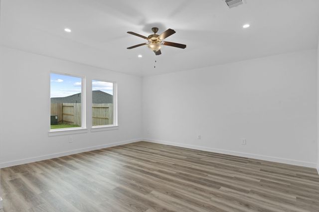 1030 River Coral, Alvin, TX 77511