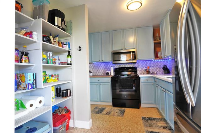 2351 EASY STREET, Port Charlotte, FL 33952