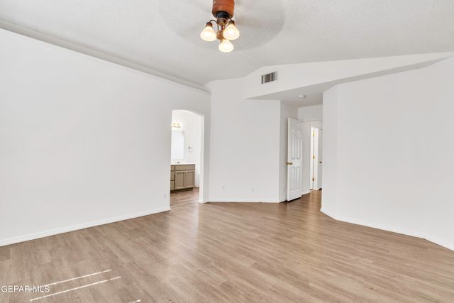 1473 DESIERTO RICO Avenue, El Paso, TX 79912