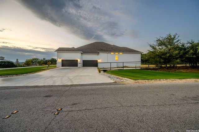 1306 DECANTER DR, New Braunfels, TX 78132