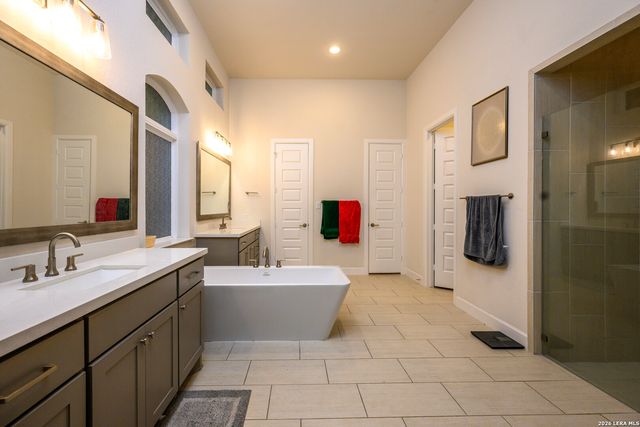 1306 DECANTER DR, New Braunfels, TX 78132