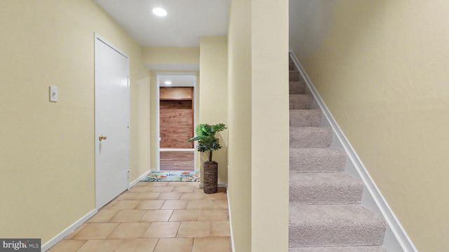10719 MIST HAVEN TER, Rockville, MD 20852