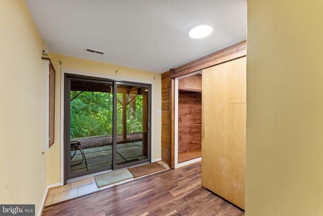 10719 MIST HAVEN TER, Rockville, MD 20852