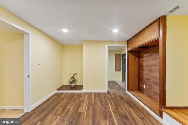 10719 MIST HAVEN TER, Rockville, MD 20852