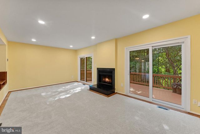 10719 MIST HAVEN TER, Rockville, MD 20852