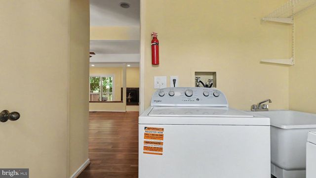 10719 MIST HAVEN TER, Rockville, MD 20852