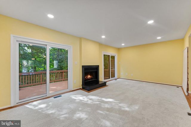 10719 MIST HAVEN TER, Rockville, MD 20852