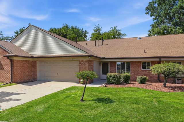 38551 Palm Meadow Drive, Clinton Twp, MI 48036
